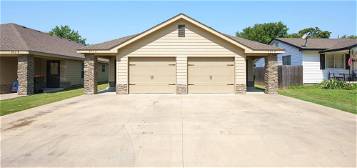 906 N  Osage Ave #A, Claremore, OK 74017