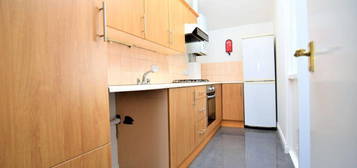 3 bedroom flat