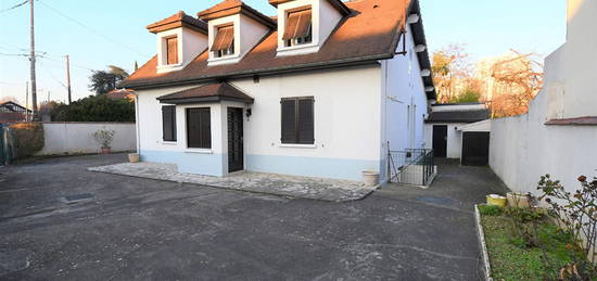 Maison  à vendre, 6 pièces, 4 chambres, 134 m²