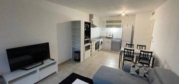 Location T2 Peyrolles en Provence