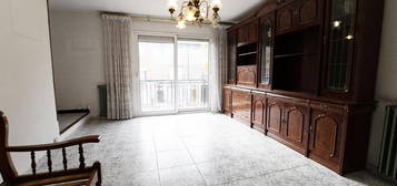 Casa adosada en venta en De Roma, Manlleu