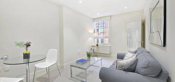 Flat to rent in Balderton Street, Mayfair, London W1K