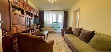 Apartament cu 3 camere de vanzare, in Reghin str. Livezilor