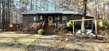 222 Nathan St, Alexander City, AL 35010