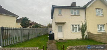 3 bedroom semi-detached house