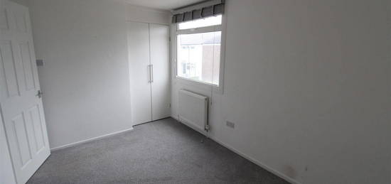 End terrace house to rent in Whitstone Close, Bransholme, Hull HU7