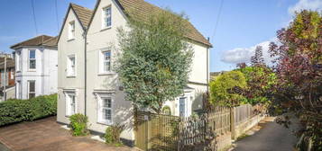 4 bedroom semi-detached house for sale