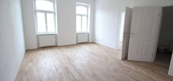 2 Zimmer Wohnung mit Einbauküche am Erlachplatz