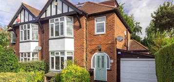 4 bed semi-detached house for sale