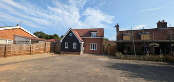 Detached house to rent in St. Andrews Road, Knodishall, Saxmundham IP17