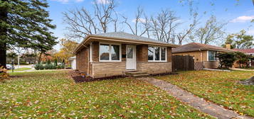 138 W  Janice Ln, Addison, IL 60101