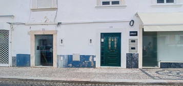 Casa tradicional T2 em Nossa Senhora da Conceição e São Bartolomeu de