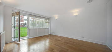 Flat for sale in Beechcroft Close, Valley Road, London SW16