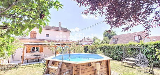 Maison  à vendre, 7 pièces, 4 chambres, 147 m²