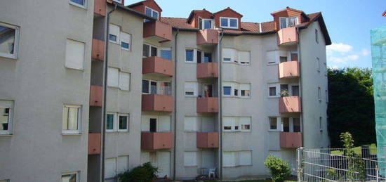 In idealer Lage zum UKGM: Schöne und helle 2 Zimmer-Wohnung mit Balkon, Wingertshecke 9, Gießen