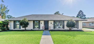 10352 Timberline Dr, Baton Rouge, LA 70809