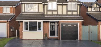 4 bed detached house for sale