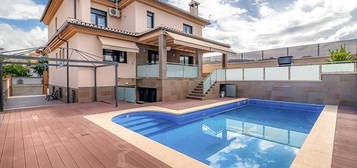 Casa o chalet en venta en Calle Sierra de Gor, Gójar