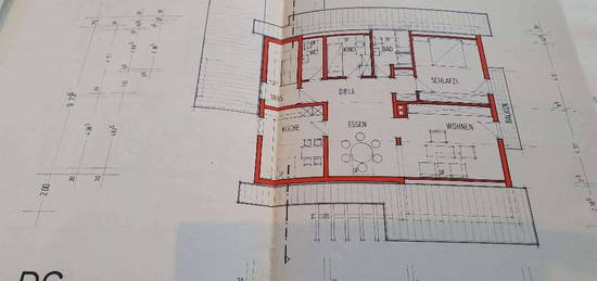 Neuwertige 4 Zimmer Dachgeschosswohnung  inkl. EBK und Balkon