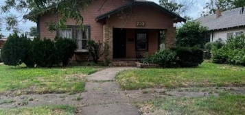 733 Poplar St, Abilene, TX 79602