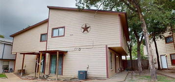 1004 Verde Dr APT C, Bryan, TX 77801