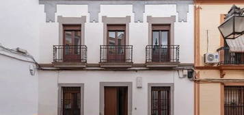 Piso en venta en calle Teniente Albornoz, 10