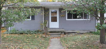 211 Freeman Ave, Urbana, OH 43078