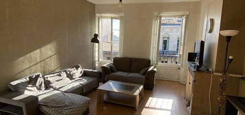 Appartement  à vendre, 3 pièces, 2 chambres, 80 m²