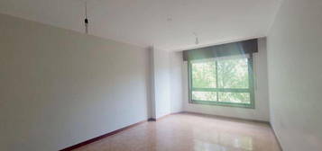 Piso en venta en Ponteareas