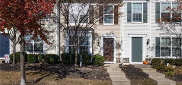 8443 Saylor Ct, Upper Macungie Township, PA 18031