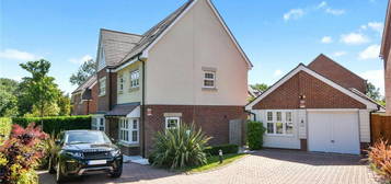 7 bedroom detached house for sale