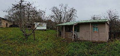 Maison, terrain, hangars...