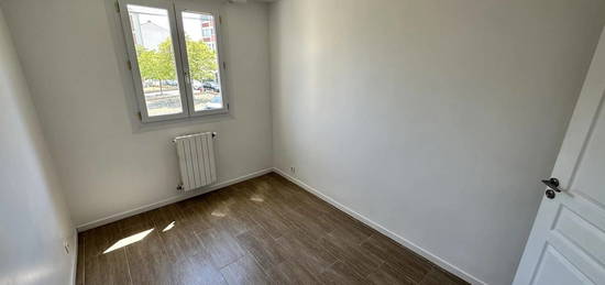 Appartement  à louer, 4 pièces, 3 chambres, 73 m²