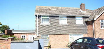 3 bedroom semi-detached house