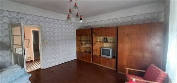 Ófehértói eladó szilikát családi ház