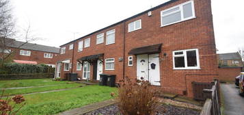 Detached house to rent in Abbots Field, Gravesend, Kent DA12