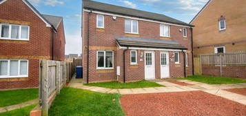 3 bed semi-detached house for sale