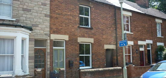 2 bedroom terraced house