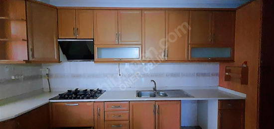 GÖLCÜK ÇİFTLİK MAHALLESİNDE 3+1 ARAKAT 150 M2 KİRALIK DAİRE