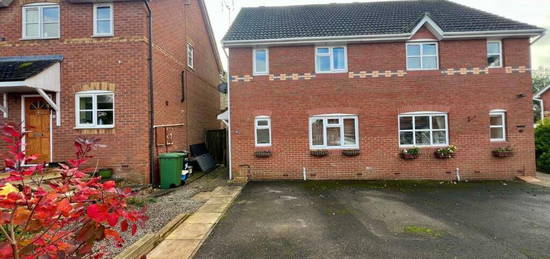 3 bedroom semi-detached house for sale