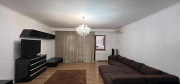 HERASTRAU LE CLUB DE INCHIRIAT APARTAMENT 3 CAMERE TERASA 50 MP