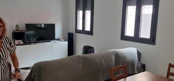 Apartamento de alquiler en Carrer Verge de las Maravillas, 26, Cerdanyola Nord