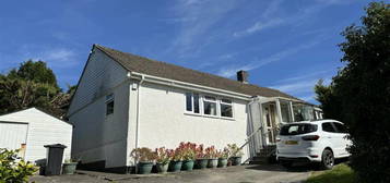 4 bedroom detached bungalow for sale