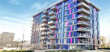 Flat for sale in Hatton Road, Wembley HA0