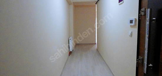 Merkez Mah'de Kiralık 2+1 Ara Kat Manzaralı 80 m2 Balkonlu Daire