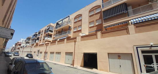 Piso en venta en Calle Murcia, 5, Urbanización Santa Rosa