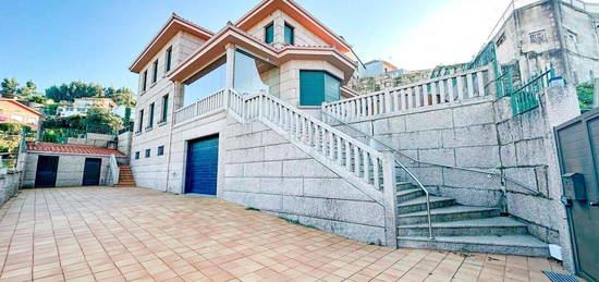 Casa o chalet independiente en venta en  Corujo