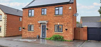 3 bed detached house for sale