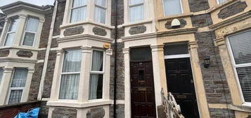 4 bedroom terraced house