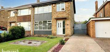 3 bedroom semi-detached house for sale